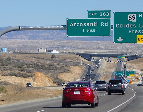 Arcosanti road